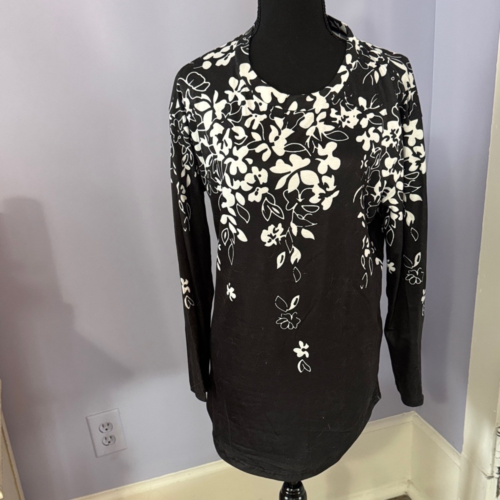 Floral Black and White Women's Top
